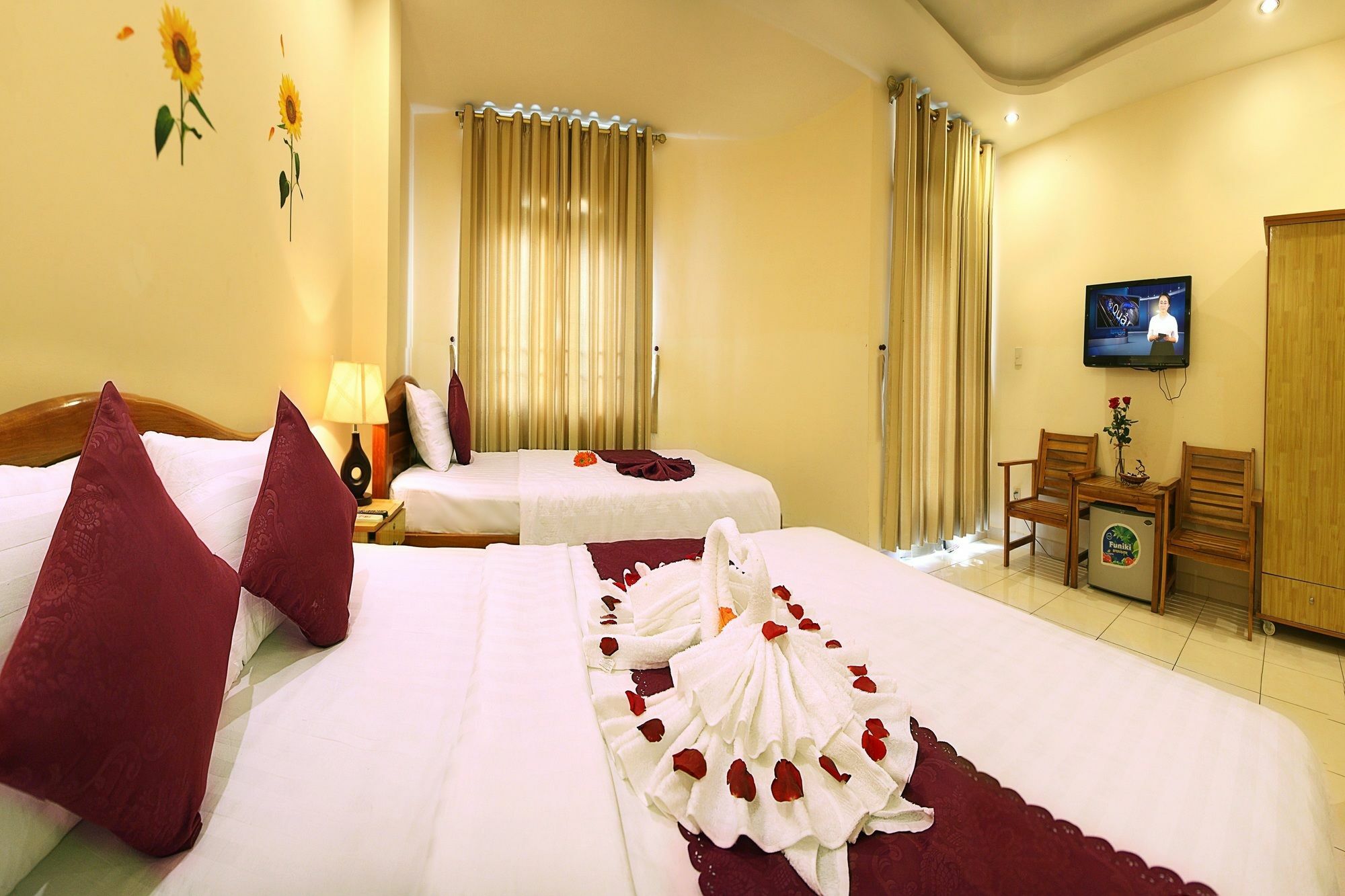Victori Hotel Danang Extérieur photo
